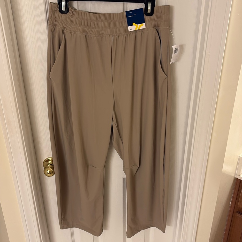 NWT HOT Old Navy Barrel Pants